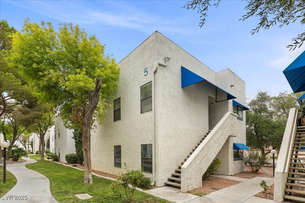 2643 Red Rock, Las Vegas, NV 89146