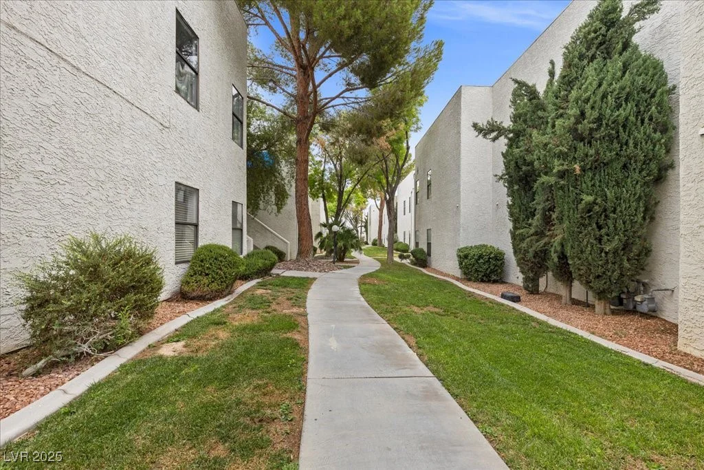 2643 Red Rock, Las Vegas, NV 89146