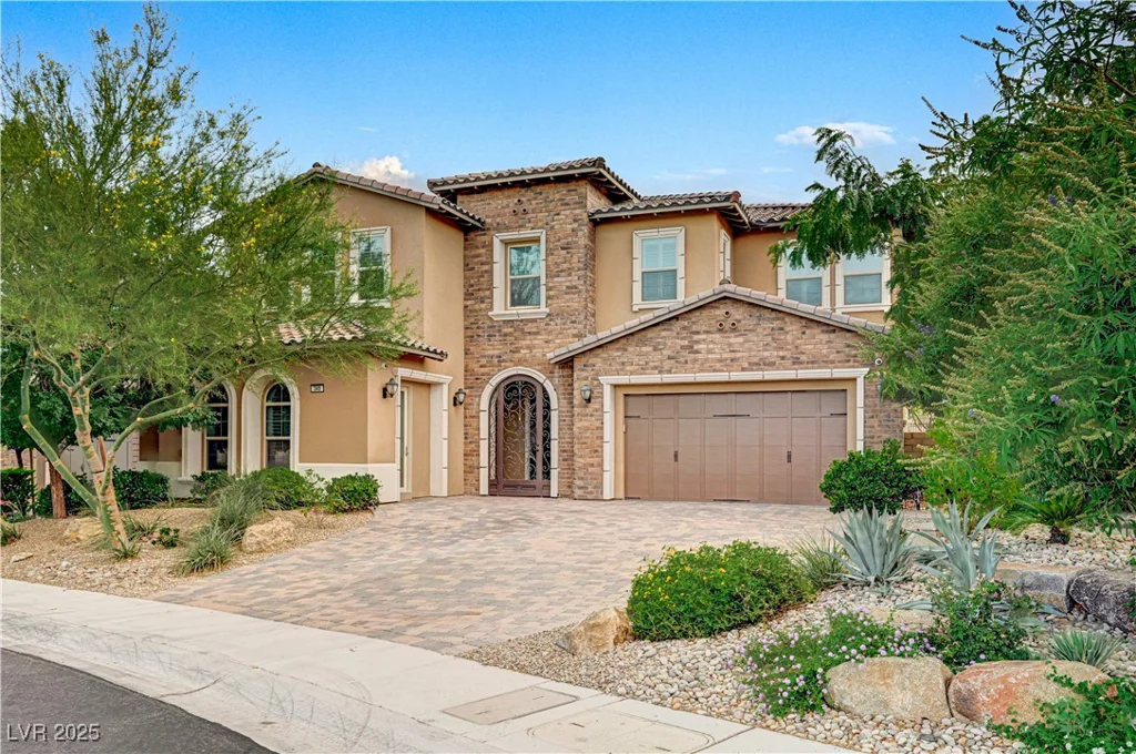 349 Nola, Las Vegas, NV 89138