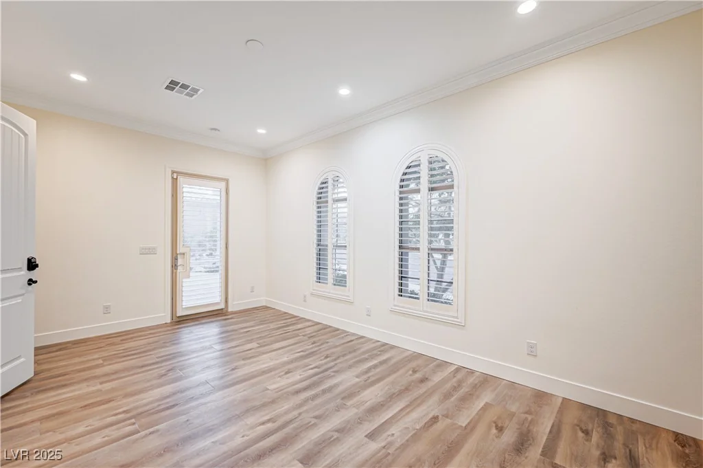349 Nola, Las Vegas, NV 89138