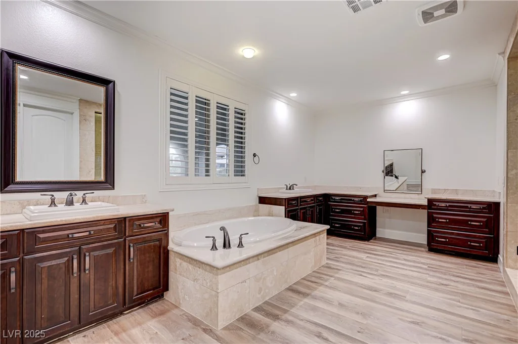 349 Nola, Las Vegas, NV 89138