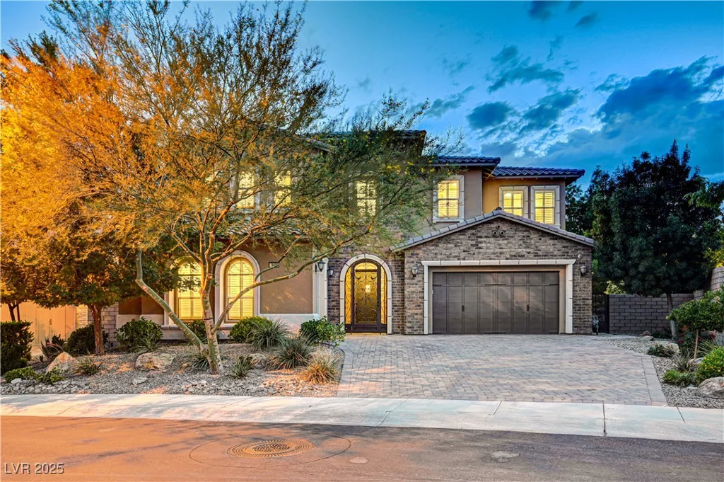 349 Nola, Las Vegas, NV 89138