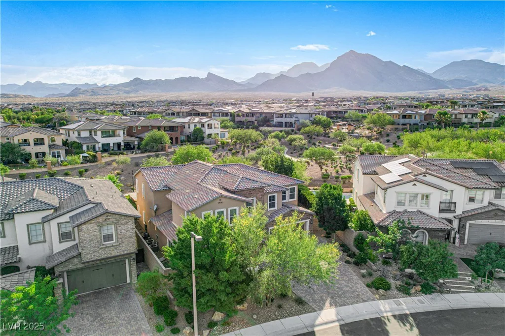 349 Nola, Las Vegas, NV 89138