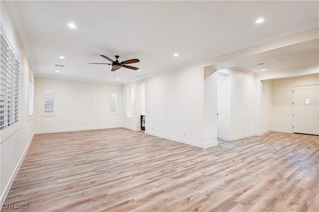349 Nola, Las Vegas, NV 89138