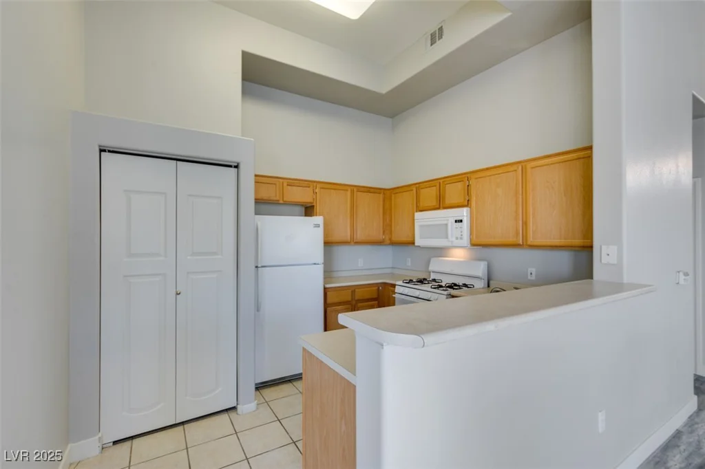 700 Carnegie, Henderson, NV 89052
