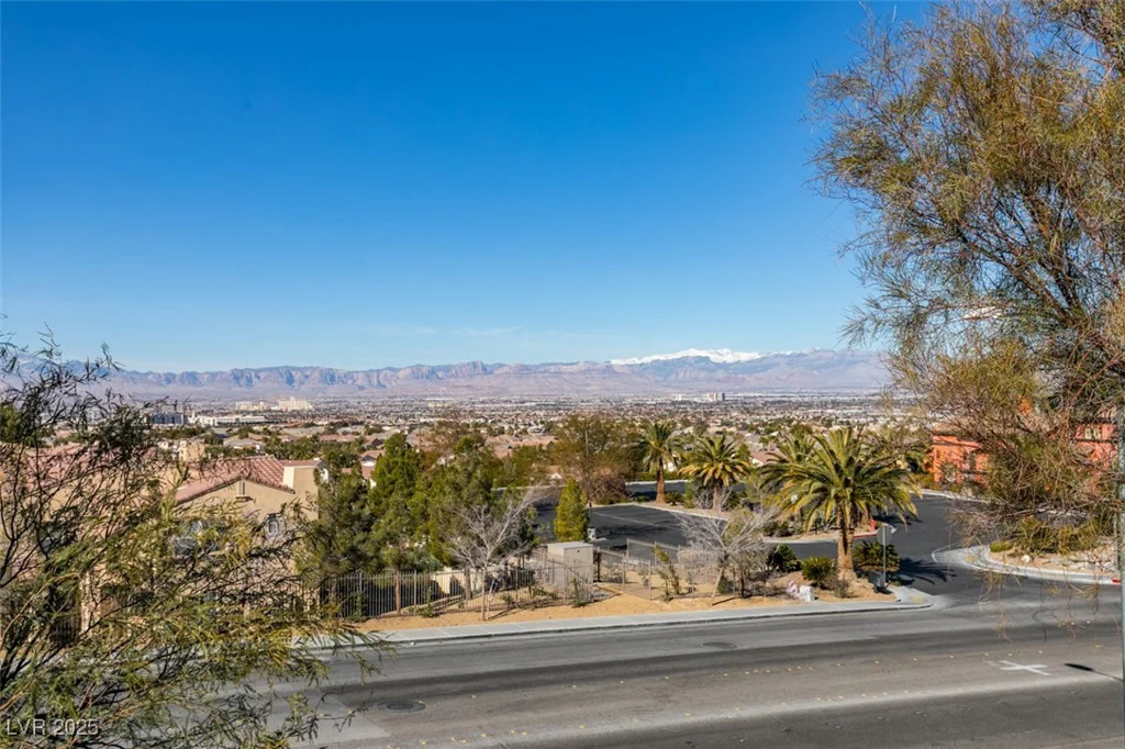 700 Carnegie, Henderson, NV 89052