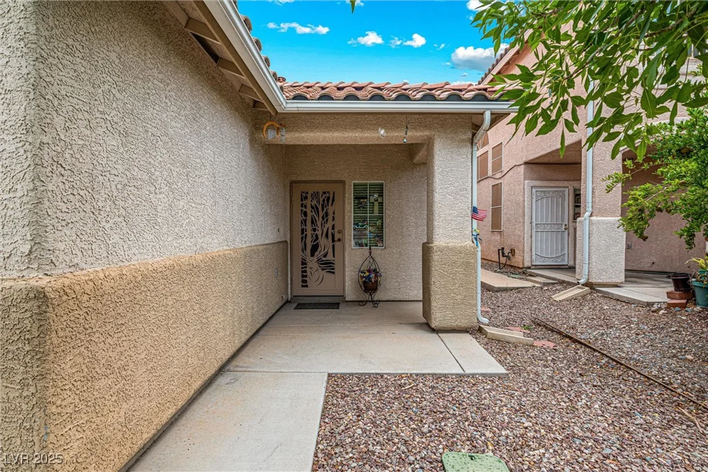 8853 Kingswood, Las Vegas, NV 89147