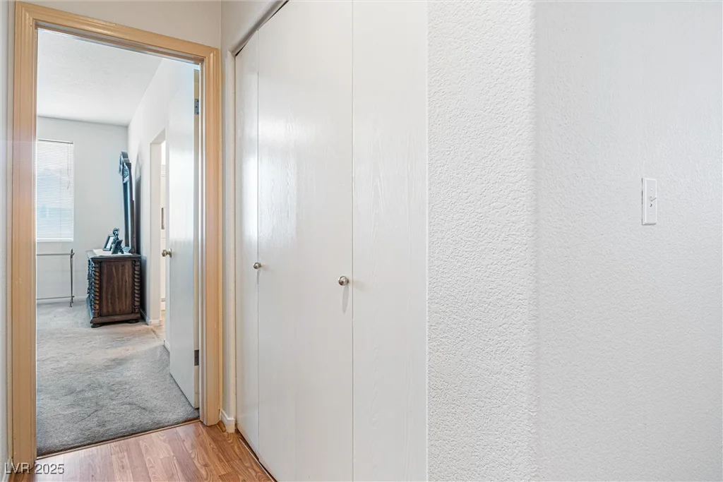 8853 Kingswood, Las Vegas, NV 89147