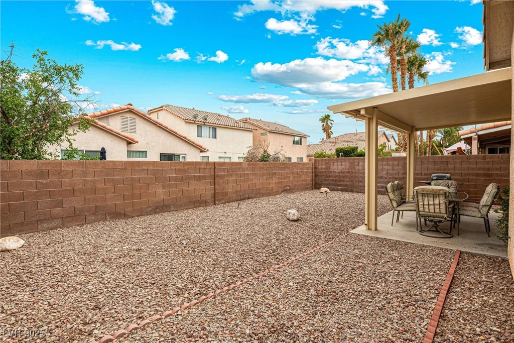 8853 Kingswood, Las Vegas, NV 89147