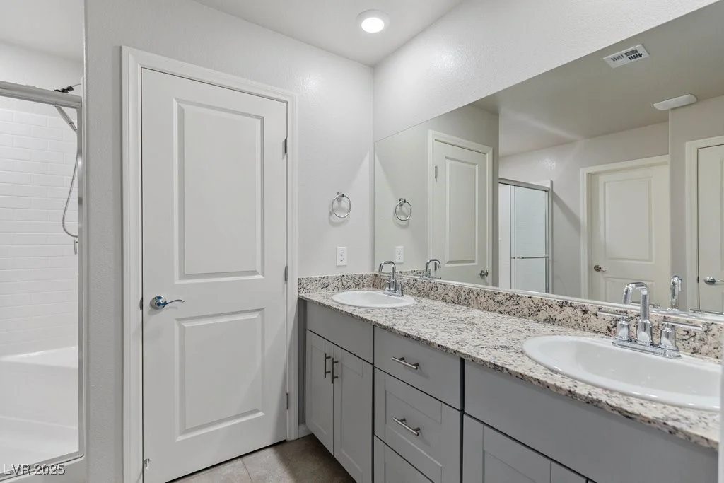 7432 Red Plumeria, Las Vegas, NV 89113