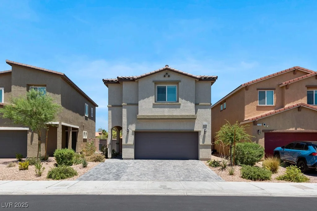 7432 Red Plumeria, Las Vegas, NV 89113