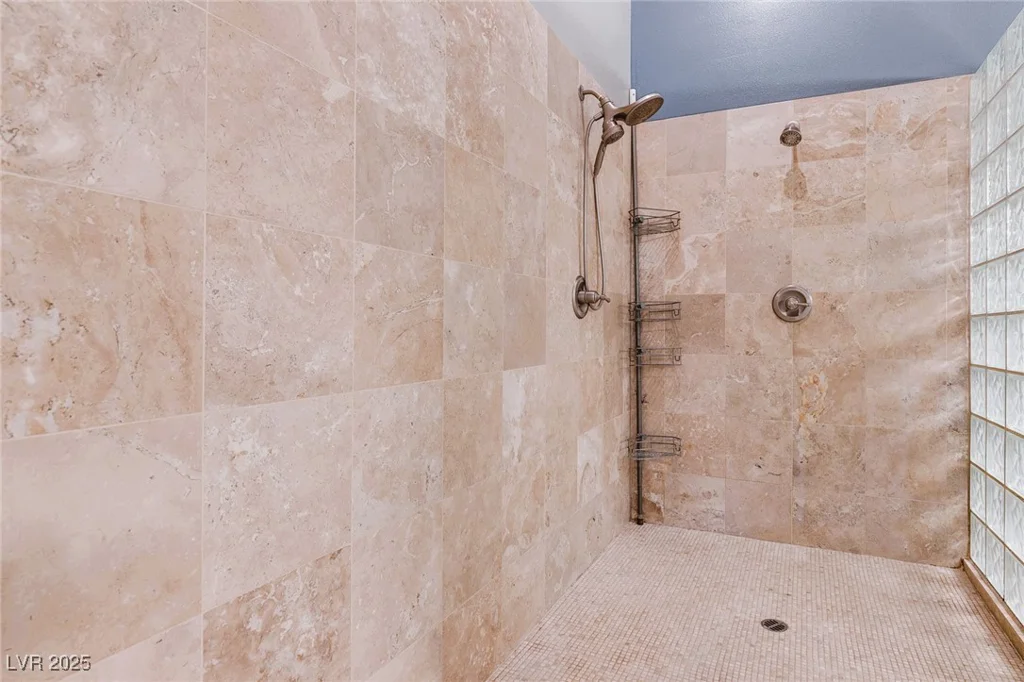 5193 Miller, Las Vegas, NV 89149