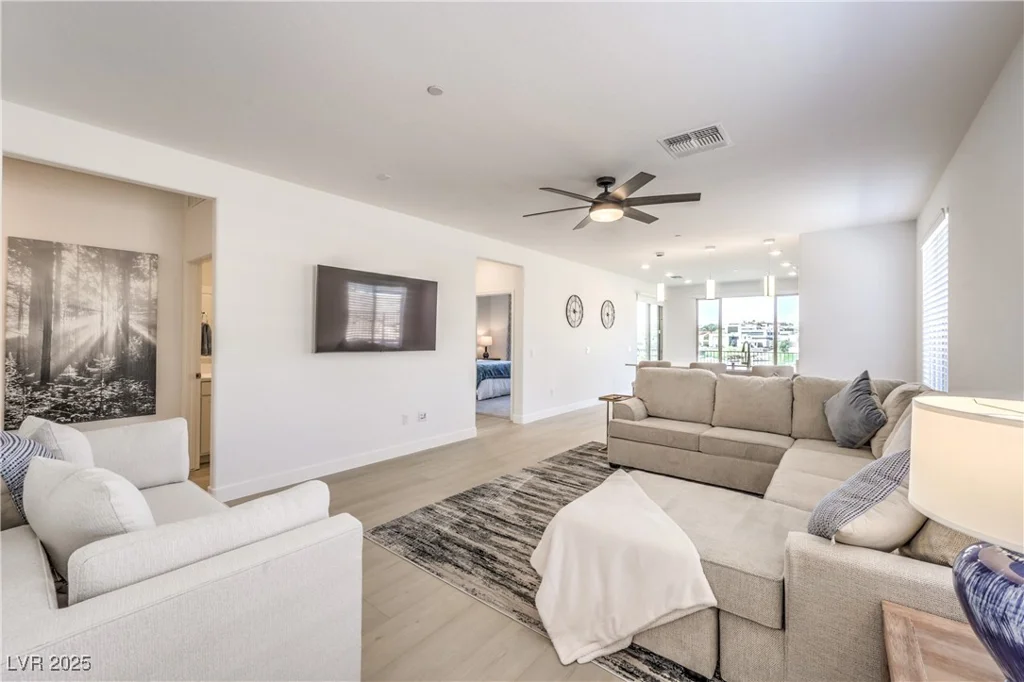187 Palm Fox, Henderson, NV 89011