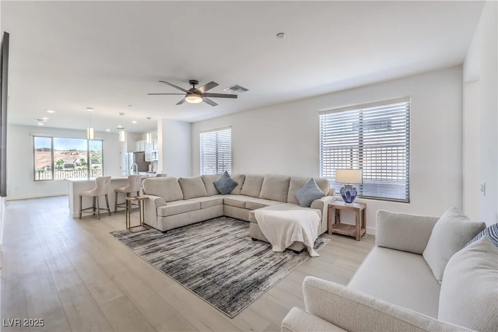 187 Palm Fox, Henderson, NV 89011