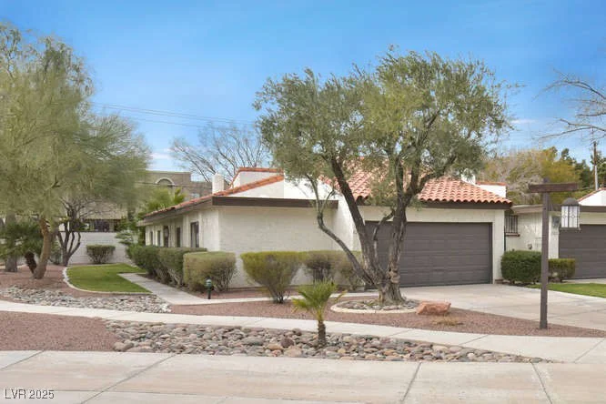 4687 Madreperla, Las Vegas, NV 89121