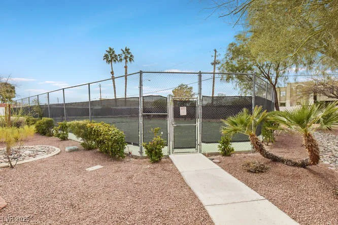 4687 Madreperla, Las Vegas, NV 89121