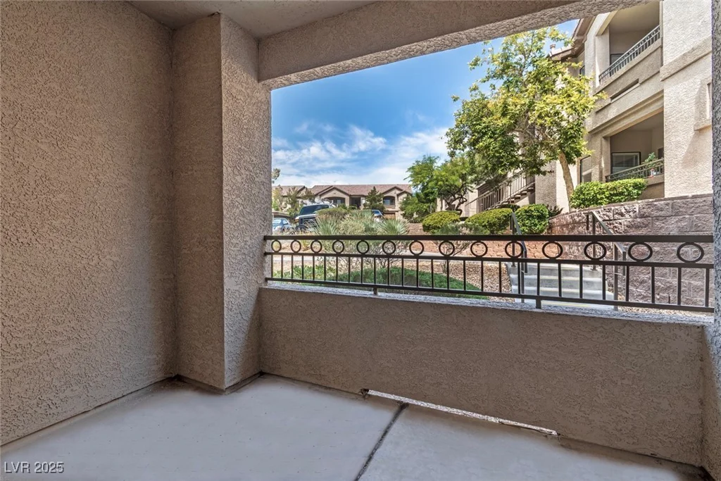 8250 Grand Canyon, Las Vegas, NV 89166