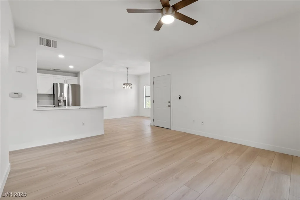 8250 Grand Canyon, Las Vegas, NV 89166