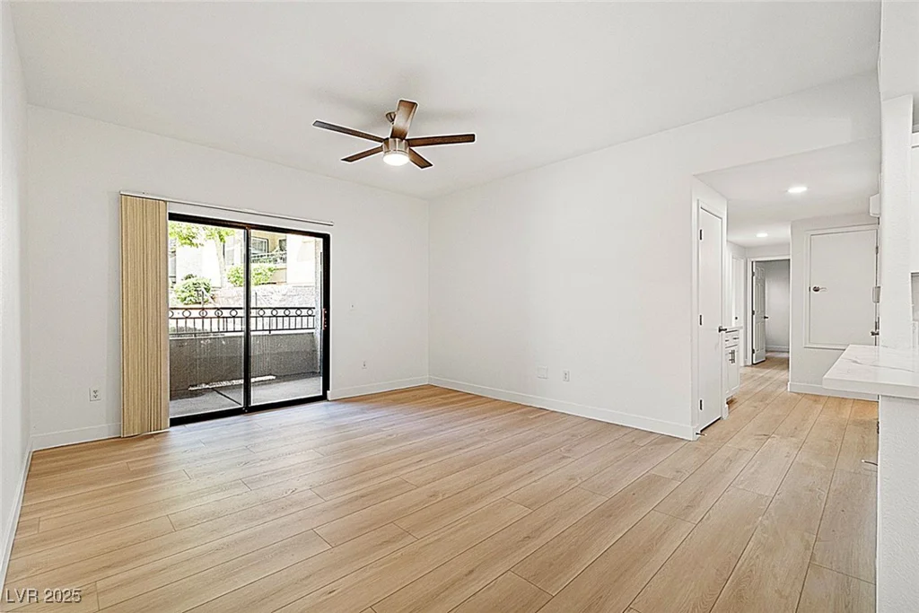 8250 Grand Canyon, Las Vegas, NV 89166