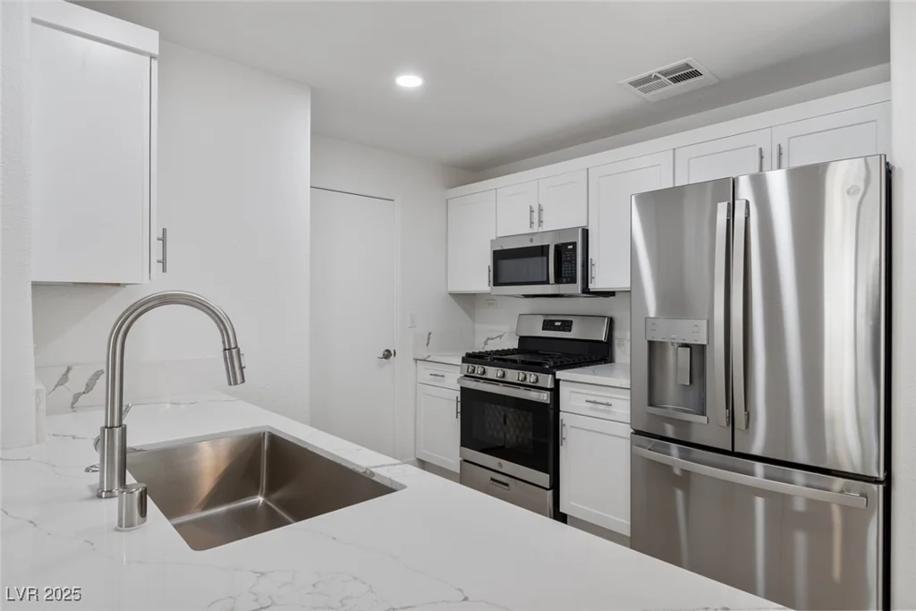 8250 Grand Canyon, Las Vegas, NV 89166