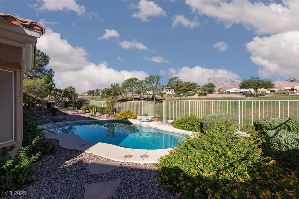 2657 Youngdale, Las Vegas, NV 89134