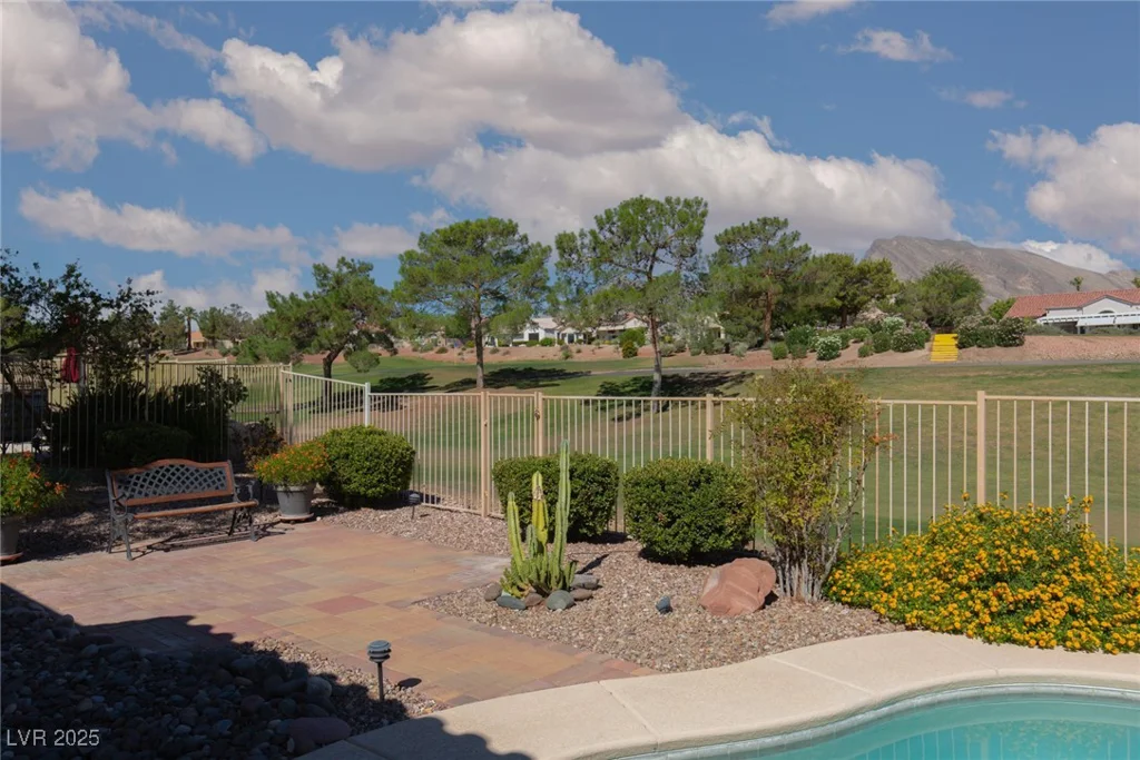 2657 Youngdale, Las Vegas, NV 89134