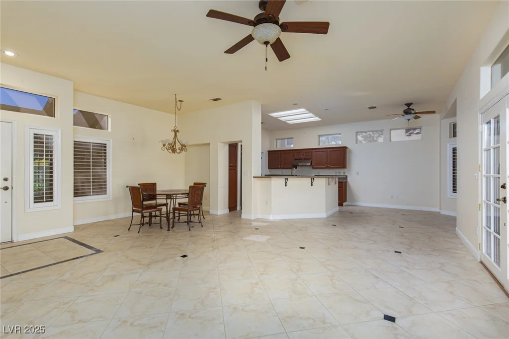 2657 Youngdale, Las Vegas, NV 89134