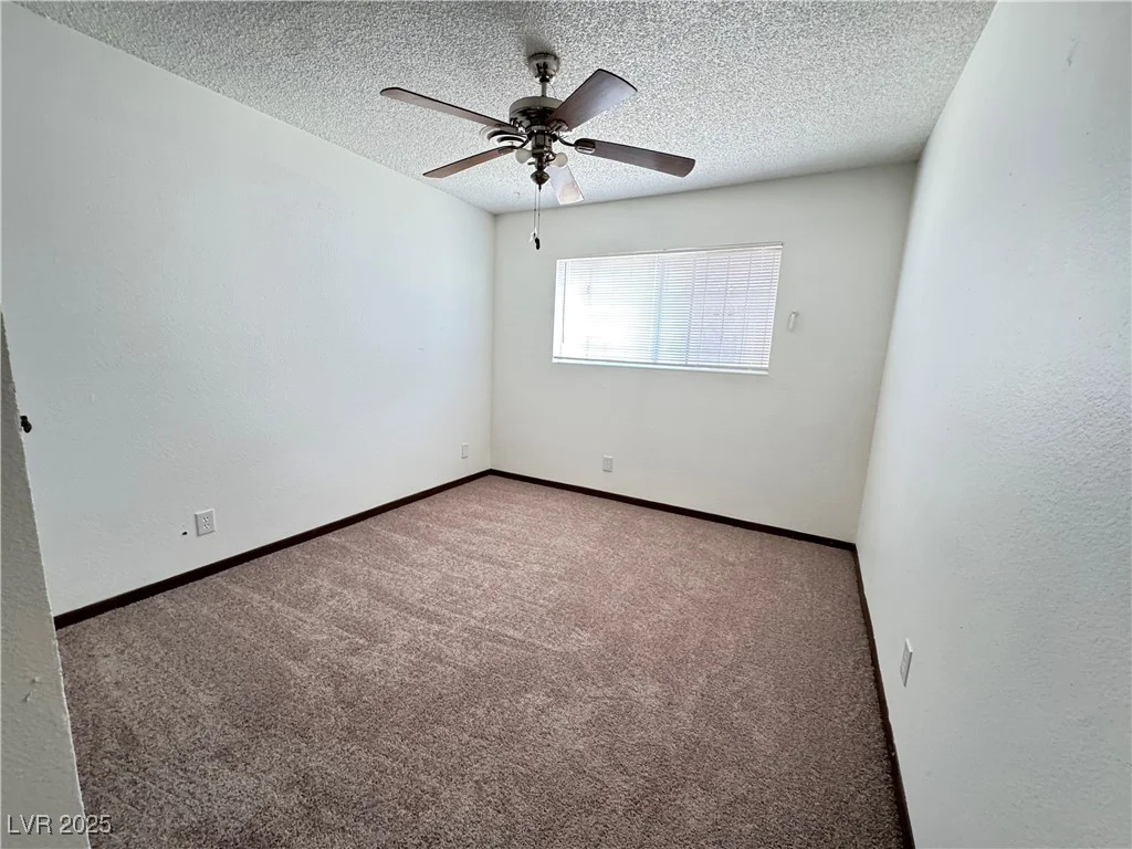 4303 Paramount, Las Vegas, NV 89115