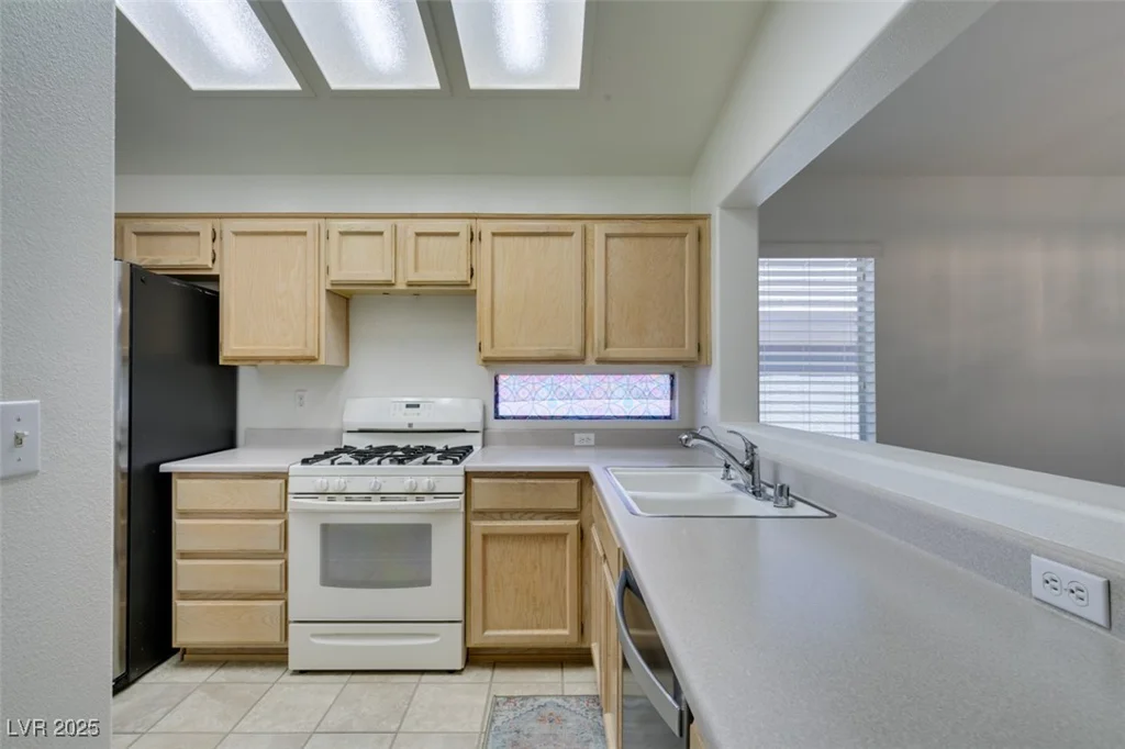 2101 High Mesa, Henderson, NV 89012