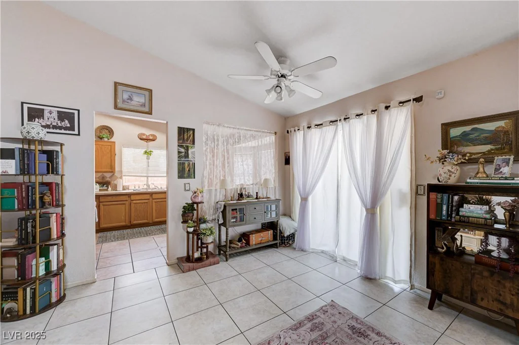 6009 Flowering Plum, Las Vegas, NV 89142