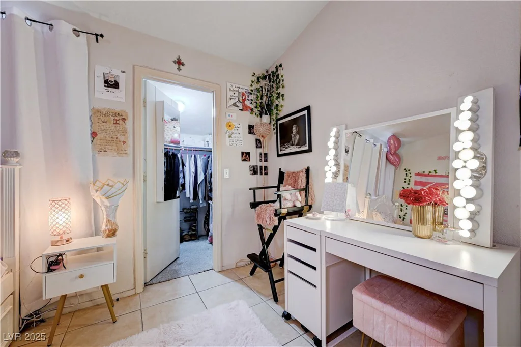 6009 Flowering Plum, Las Vegas, NV 89142