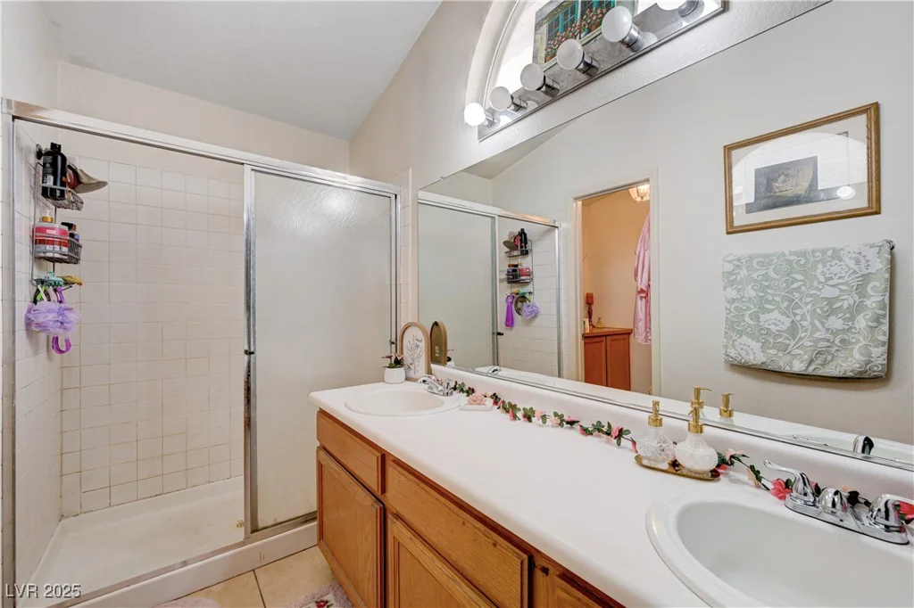6009 Flowering Plum, Las Vegas, NV 89142
