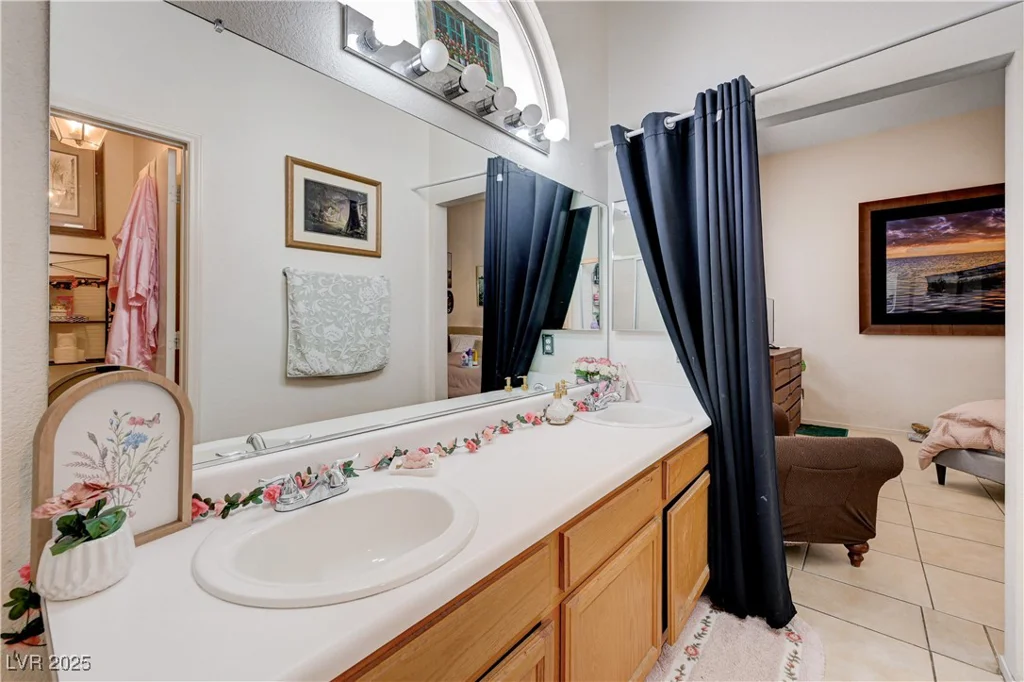 6009 Flowering Plum, Las Vegas, NV 89142