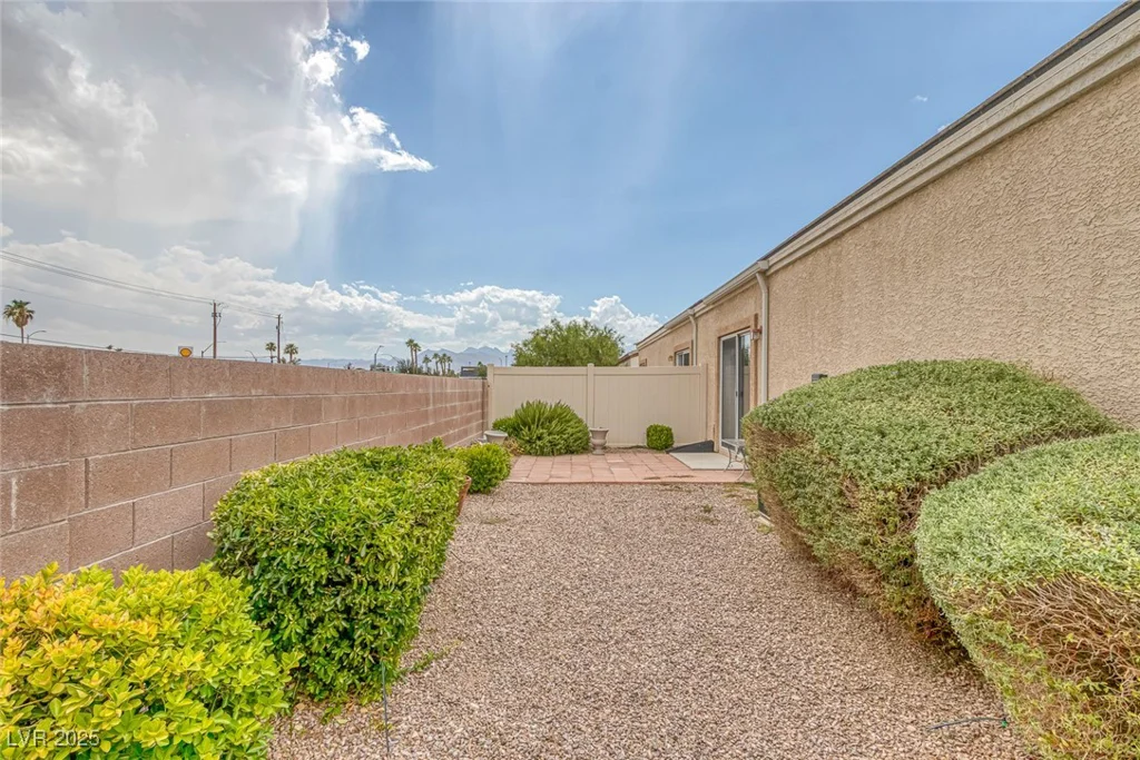 4713 Guma, North Las Vegas, NV 89031