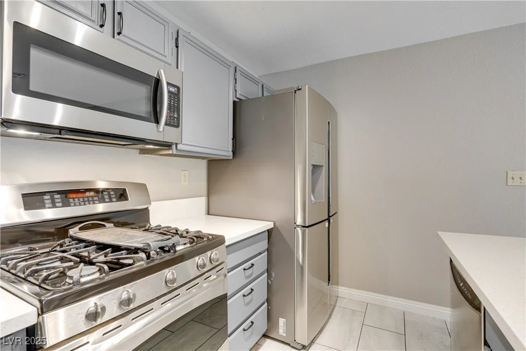 2633 Durango, Las Vegas, NV 89117