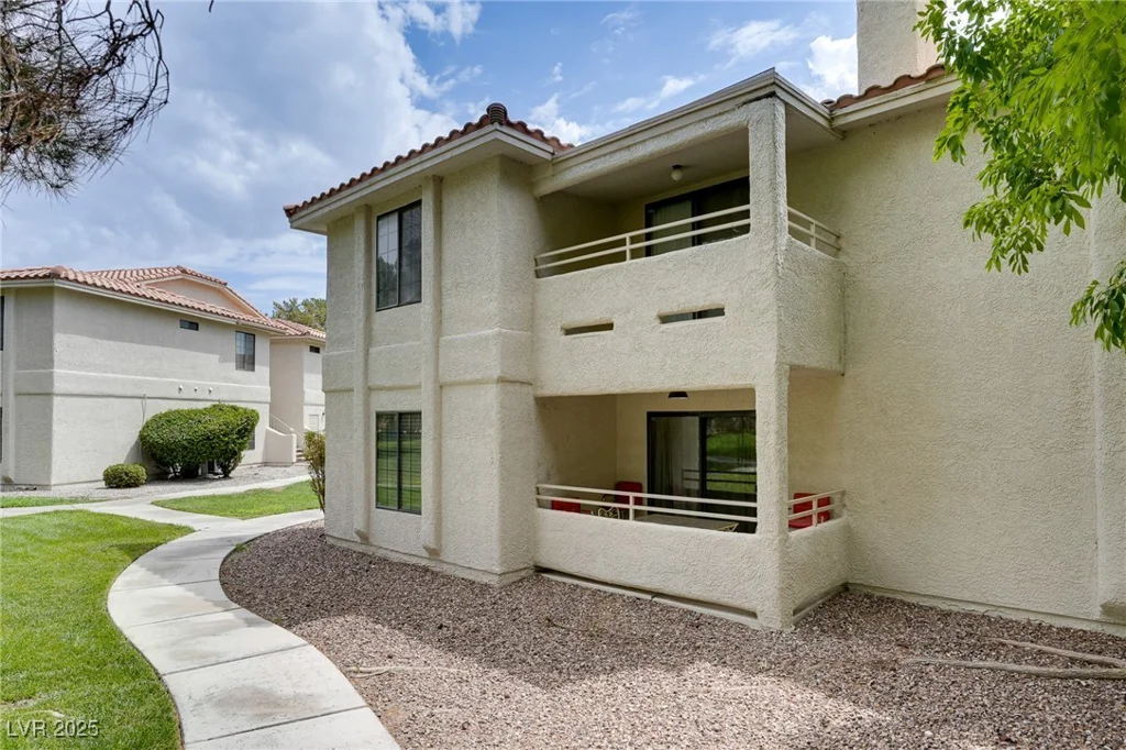 2633 Durango, Las Vegas, NV 89117