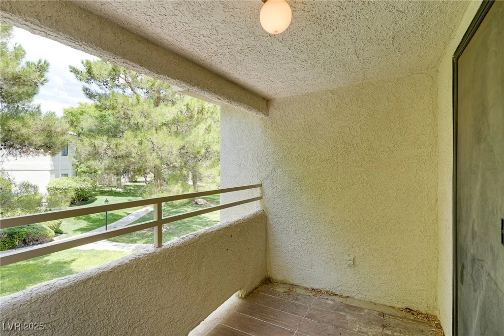 2633 Durango, Las Vegas, NV 89117