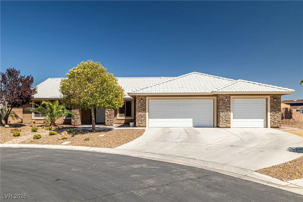 231 Bristle Cone, Pahrump, NV 89048