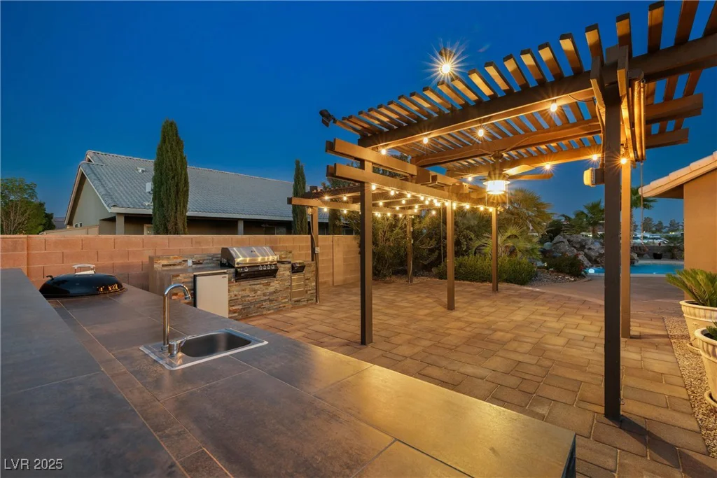 231 Bristle Cone, Pahrump, NV 89048