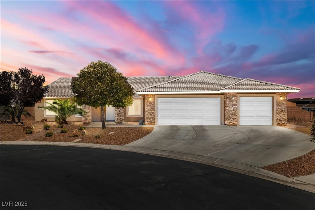 231 Bristle Cone, Pahrump, NV 89048