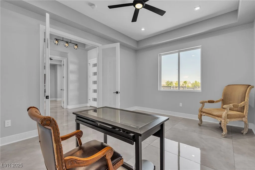 6235 Fort Apache, Las Vegas, NV 89149