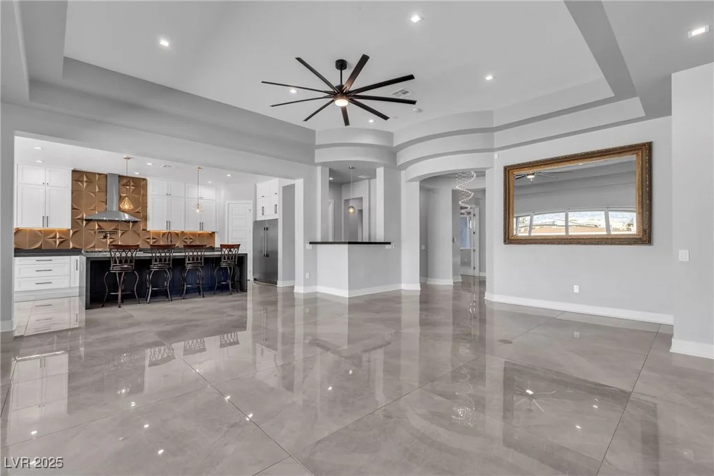 6235 Fort Apache, Las Vegas, NV 89149