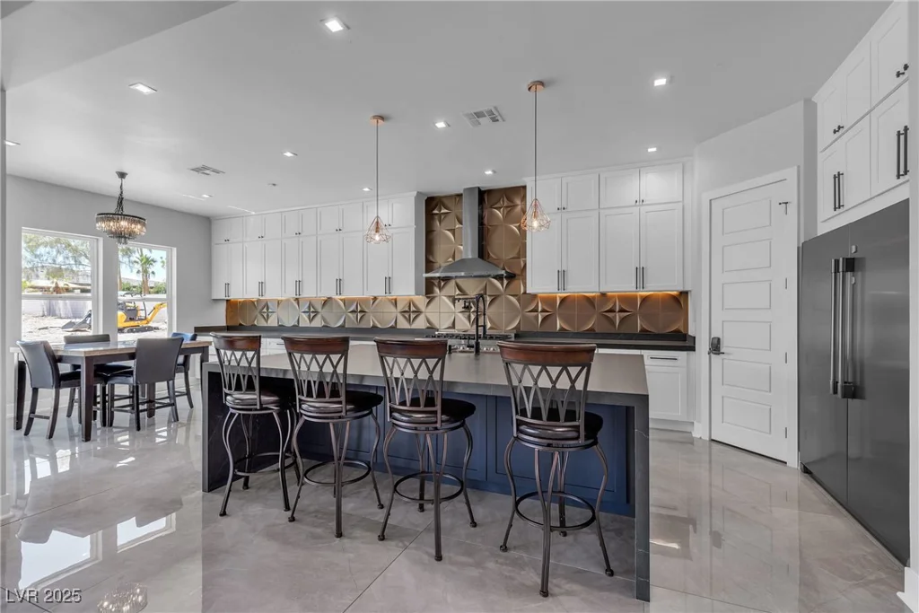 6235 Fort Apache, Las Vegas, NV 89149
