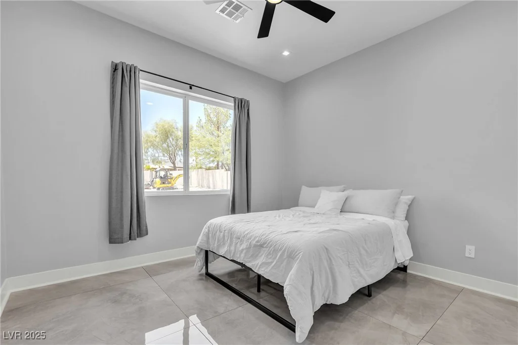 6235 Fort Apache, Las Vegas, NV 89149