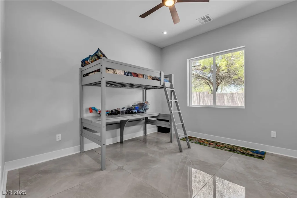6235 Fort Apache, Las Vegas, NV 89149