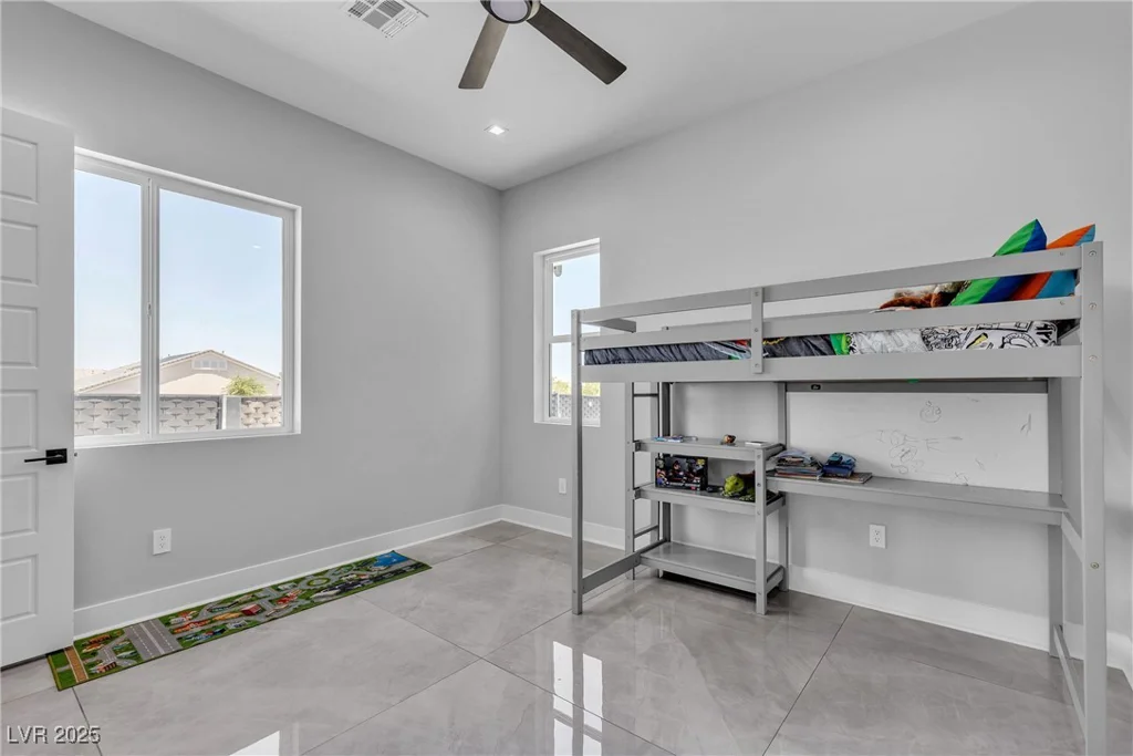 6235 Fort Apache, Las Vegas, NV 89149