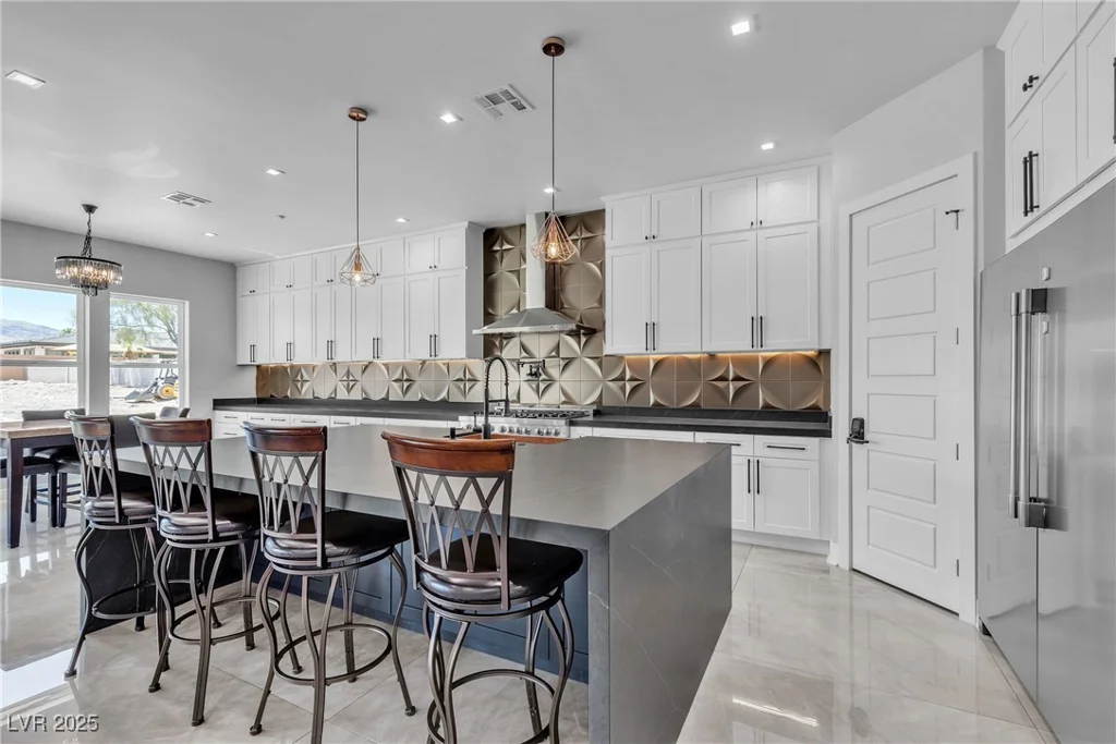 6235 Fort Apache, Las Vegas, NV 89149