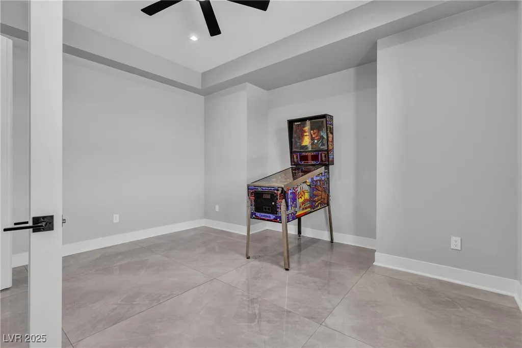 6235 Fort Apache, Las Vegas, NV 89149