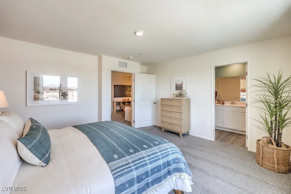 6165 Hibiscus Garden, North Las Vegas, NV 89081
