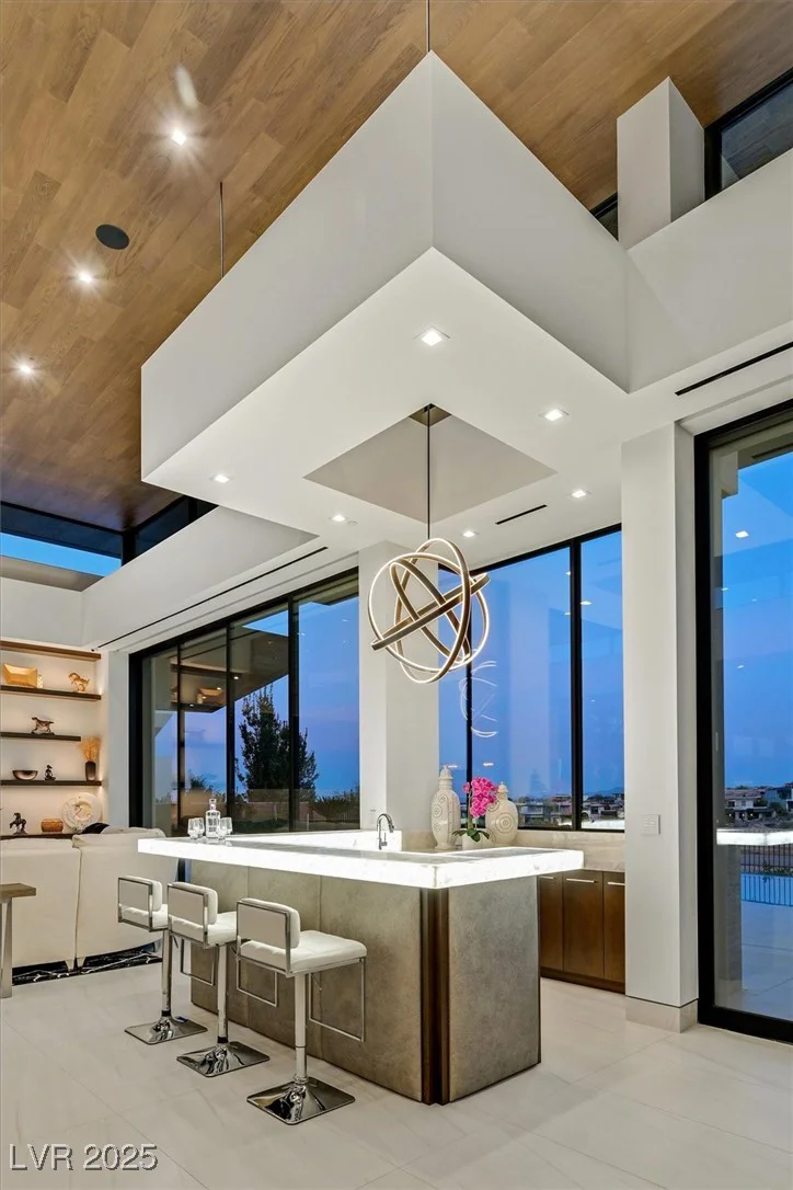 49 Crested Cloud, Las Vegas, NV 89135